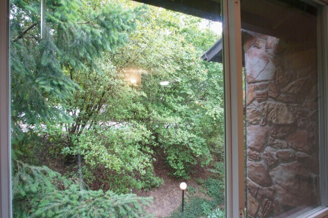 Foto del edificio - 3914 SW Multnomah Blvd