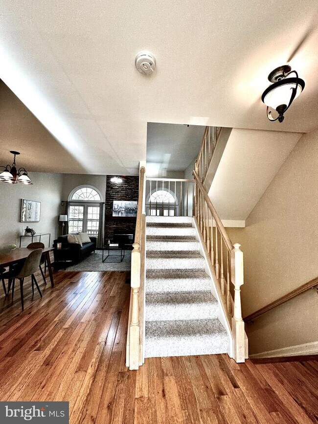 Building Photo - 7027 Chesley Search Way