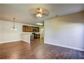 Building Photo - 457 Canvas Ct