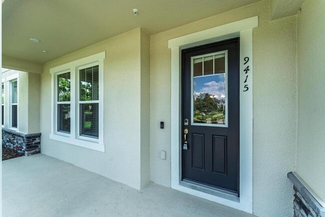 Building Photo - 9415 Randal Park Blvd