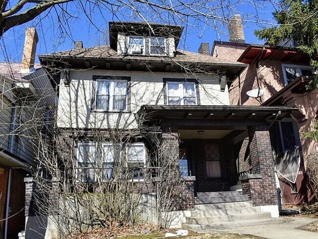 Foto del edificio - Cozy Studio Apartment In Fantastic Location!