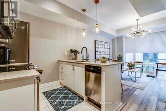 Building Photo - 28 Fieldway Rd