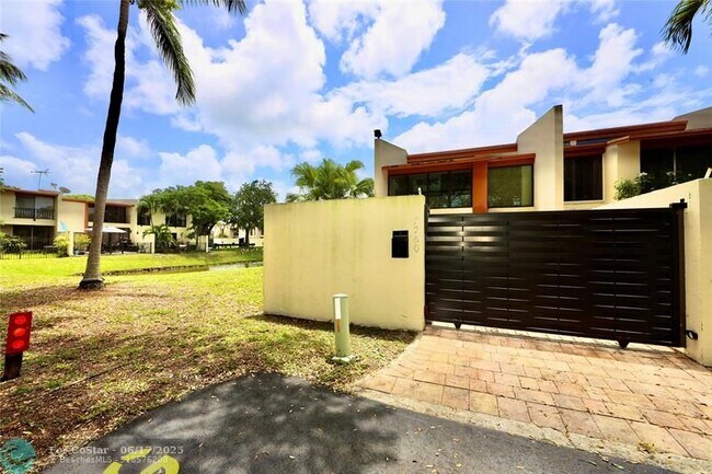 Foto del edificio - 7760 SW 103rd Pl
