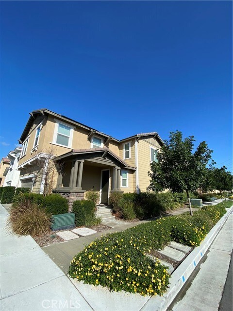 Building Photo - 13910 Blossom Way