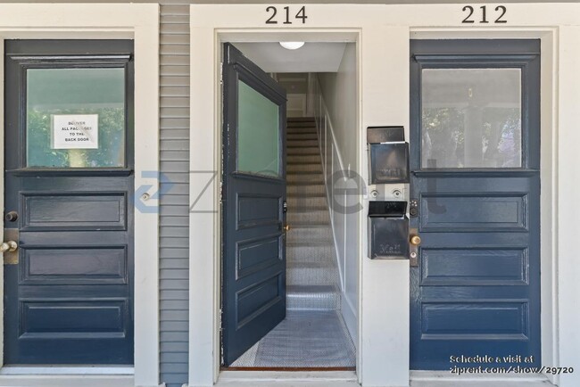 Building Photo - 214 Emerson St