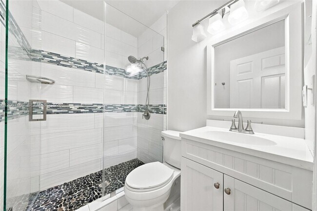 Foto del edificio - 18751 NW 84th Pl