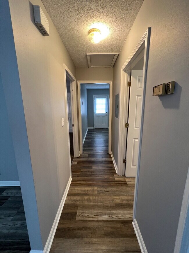 Foto del edificio - 204 B  Arkansas Ave Oak Grove KY 42262