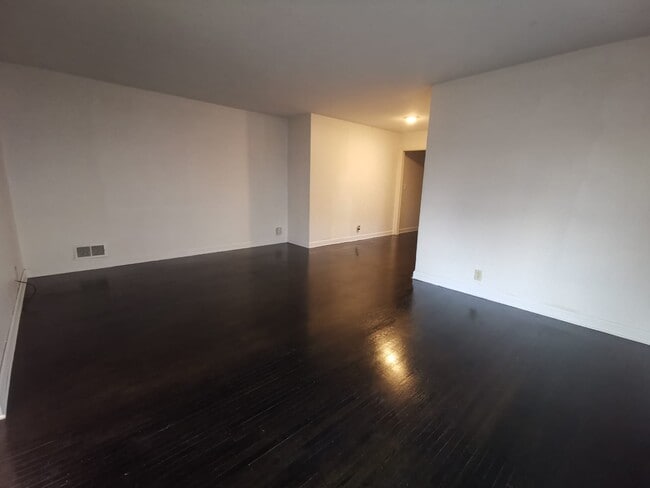 Living Room - 1311 Oxford St