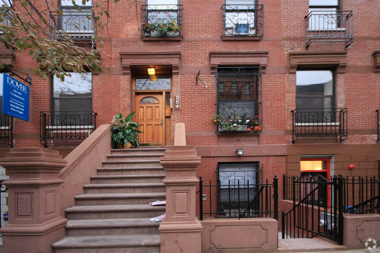 Foto del edificio - 254 W 123rd St