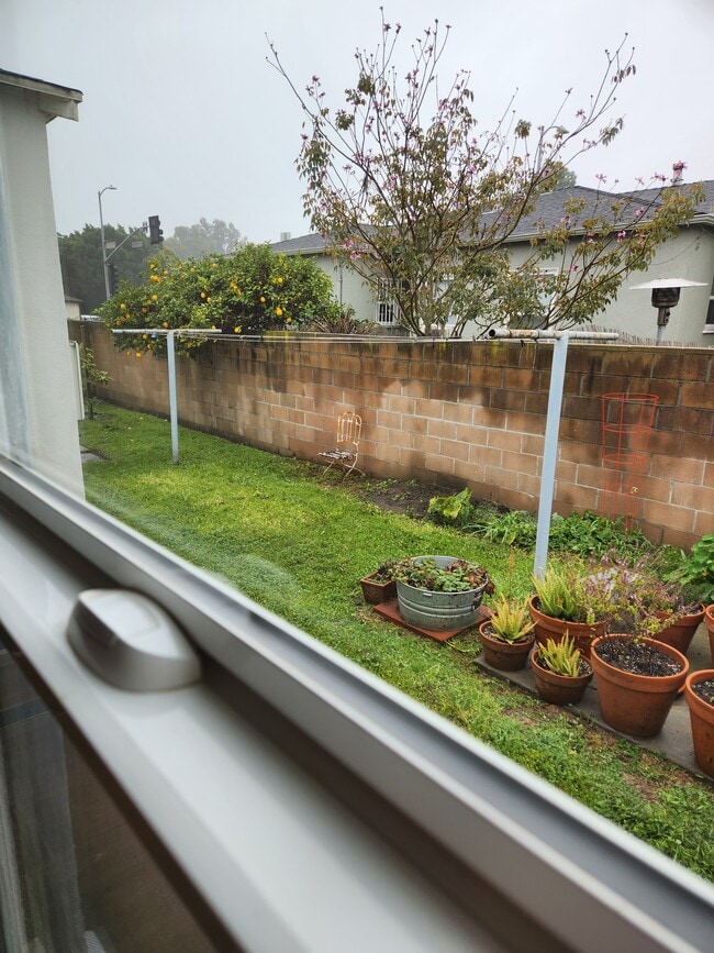 Foto del edificio - 12019 Ocean Park Blvd