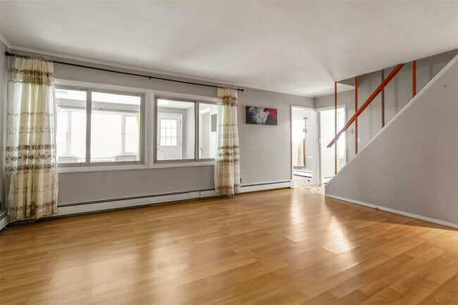 Building Photo - 134 Gailmore Dr