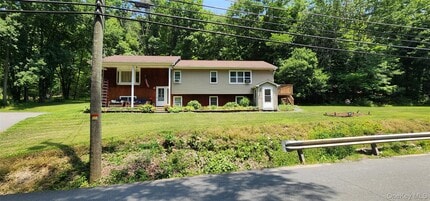 Building Photo - 102 Berme Rd