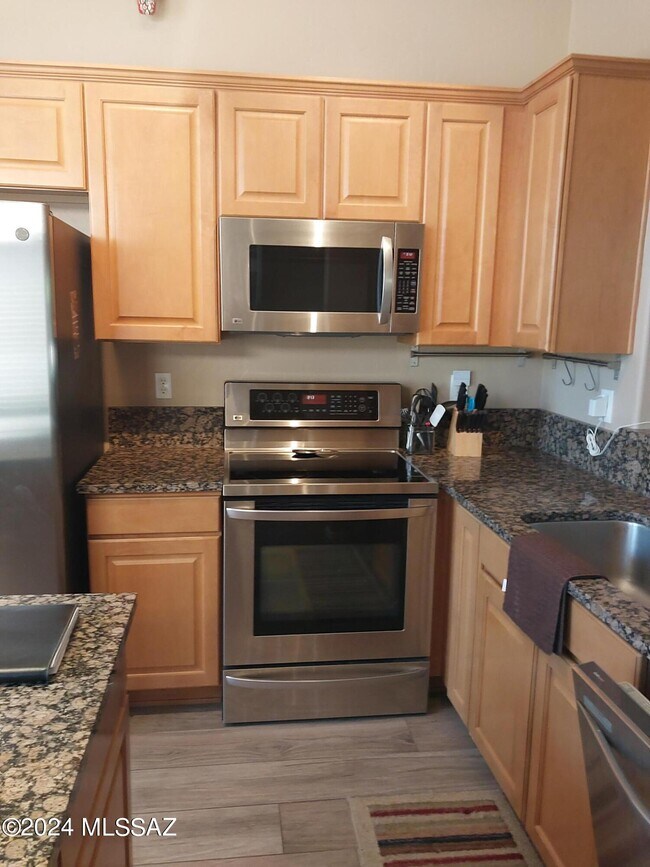 Foto del edificio - 9674 E Country Ct