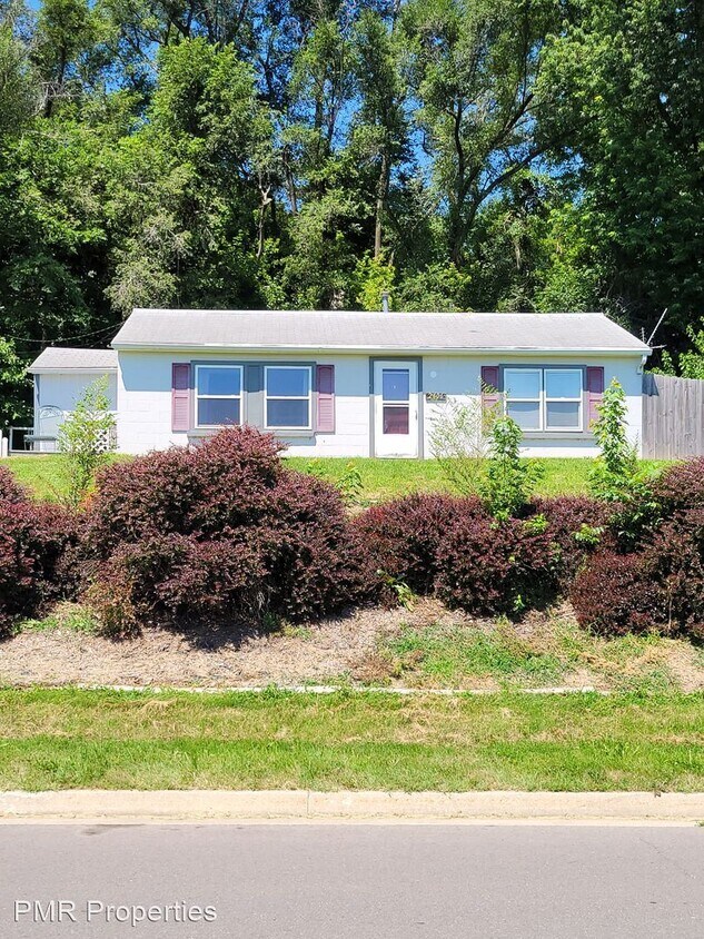 2 br, 1 bath House 2406 North 3rd Street House Rental in Saint