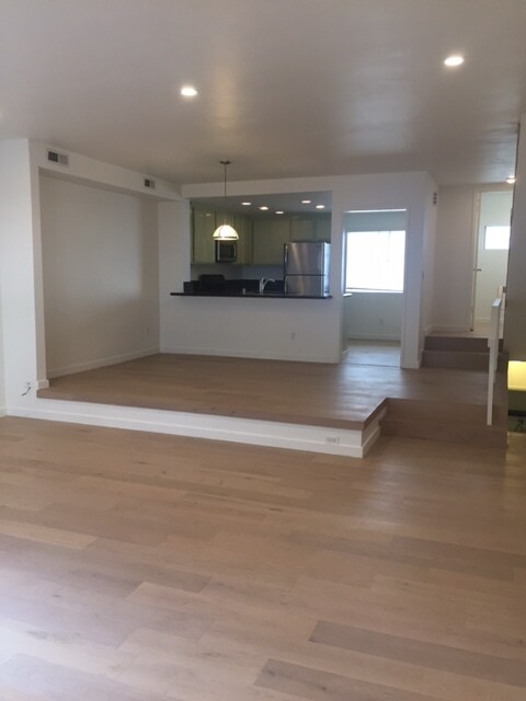Foto del edificio - 621 N ORLANDO Ave