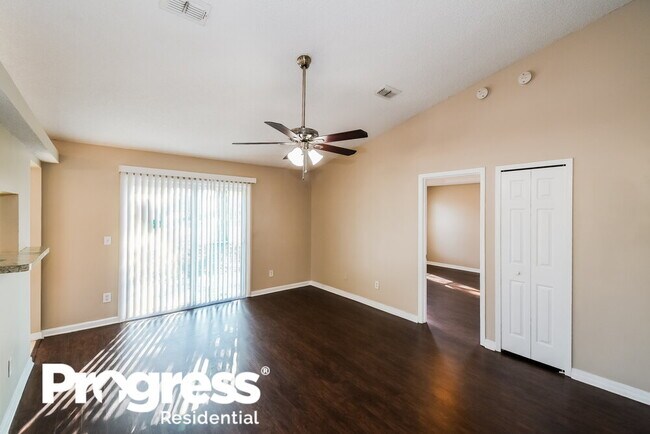 Building Photo - 1939 Apopka Dr