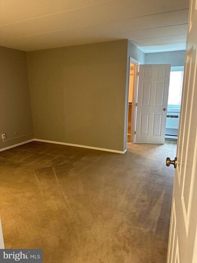Building Photo - 100 Campbell Cir