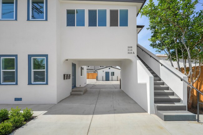 Foto del edificio - 508 E Palmer Ave