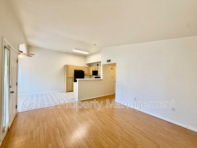 Building Photo - 1146 Opal St