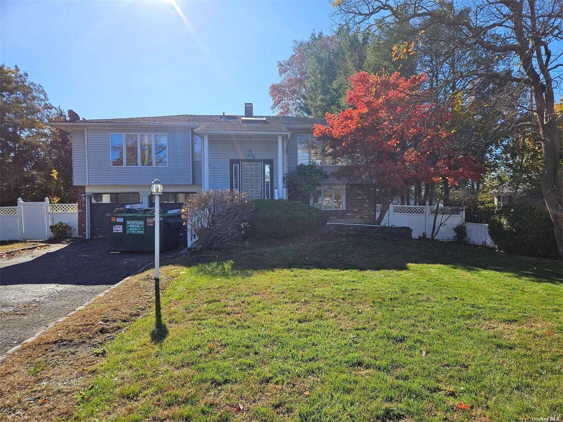Primary Photo - 32 Monroe St