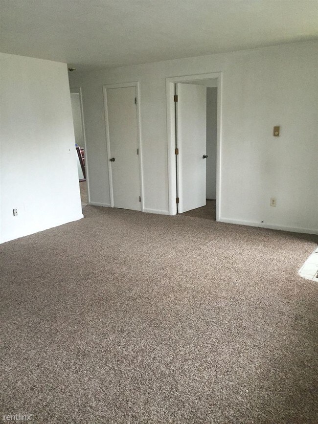 Building Photo - 2 br, 1 bath House - 5108 Ocala Dr