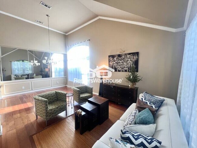 Building Photo - Beautiful Home ready for move in June