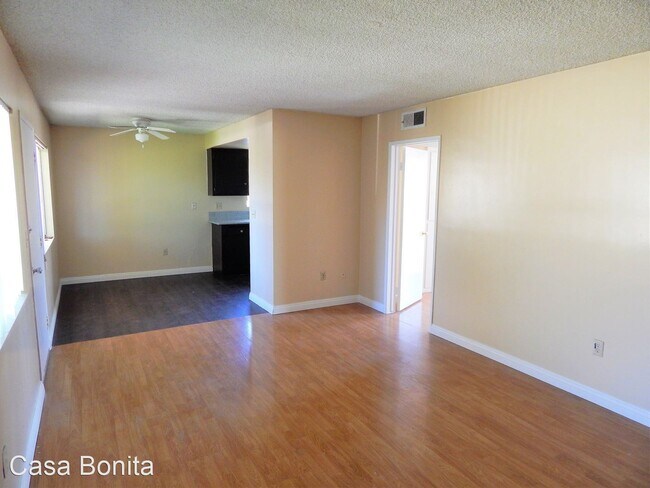 Building Photo - 304 E Olive St