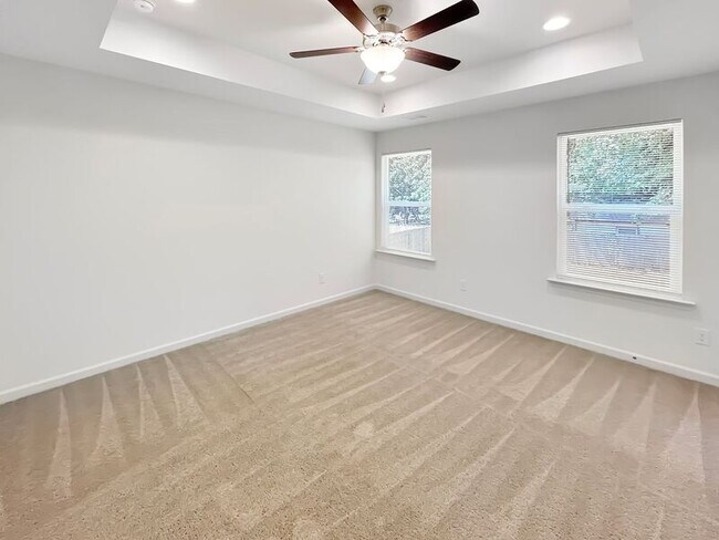 Foto del edificio - 5213 Rockwood Rd