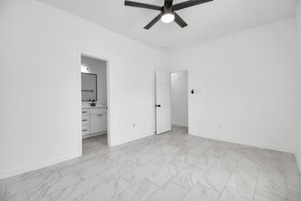 Building Photo - 9003 Prairie View Dr