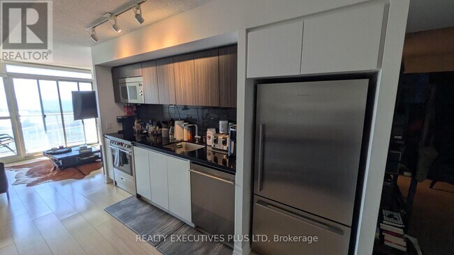 Building Photo - 85 Queens Wharf Rd