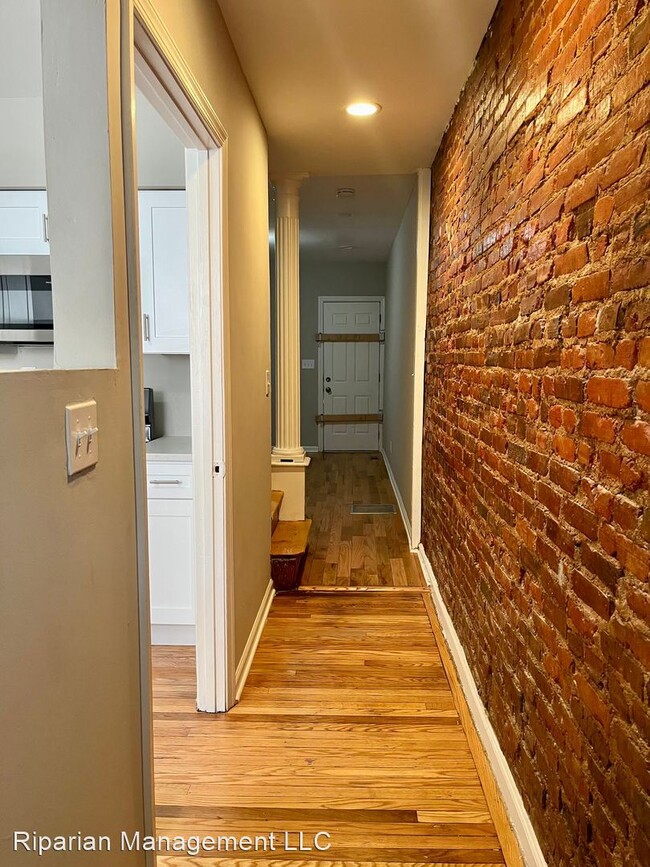 Building Photo - 2 br, 1 bath House - 110 N Janney St