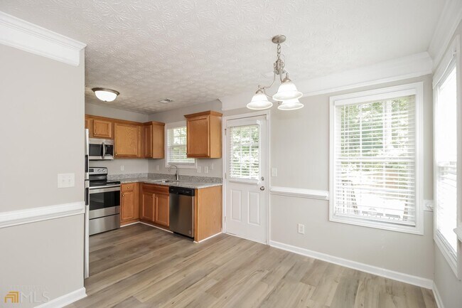 Building Photo - 223 Arbor Creek Dr