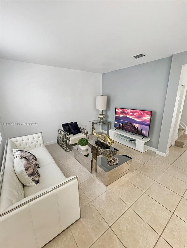 Foto del edificio - 10598 W 32nd Ln