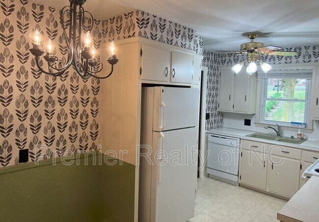 Foto del edificio - 165 Elm St