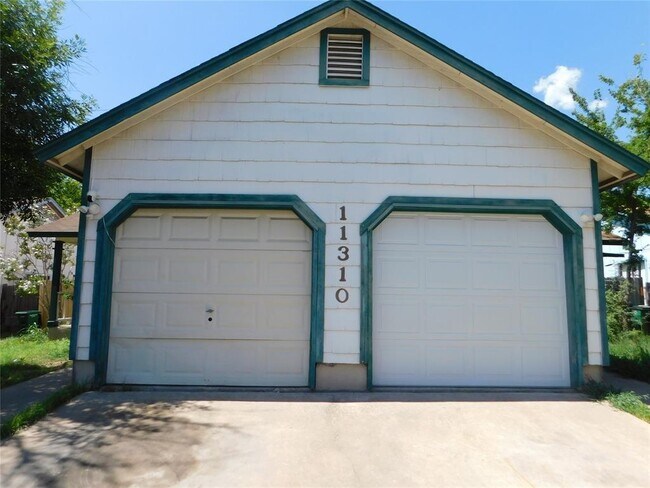 Building Photo - 11310 Walnut Ridge Dr