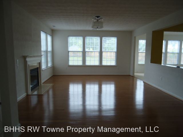 Foto del edificio - 6 br, 3.5 bath House - 3205 Joplin Lane