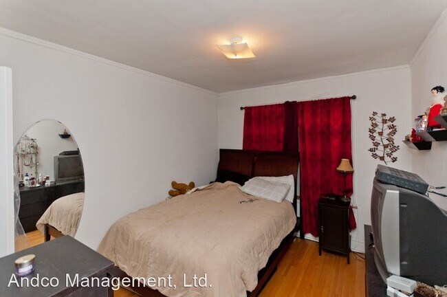 Foto del edificio - 4823 W Addison St