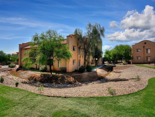 Foto del edificio - Sahuarita Mission Apartments