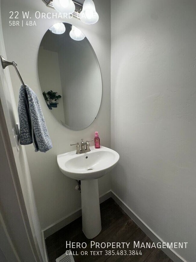 Foto del edificio - 22 W Orch Ln