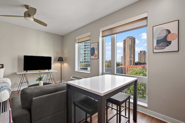 Building Photo - 1410 Nicollet Ave