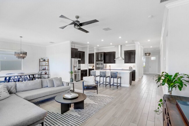 Building Photo - 31650 Cannon Rush Dr