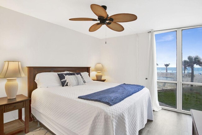 Building Photo - 13753 Perdido Key Dr