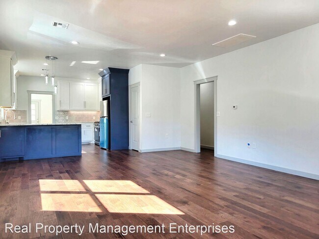 Foto del edificio - 3 br, 2 bath House - 2836 NW 14th St