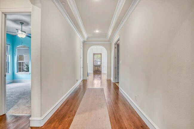 Foto del edificio - A Beautiful custom house in a full of natu...