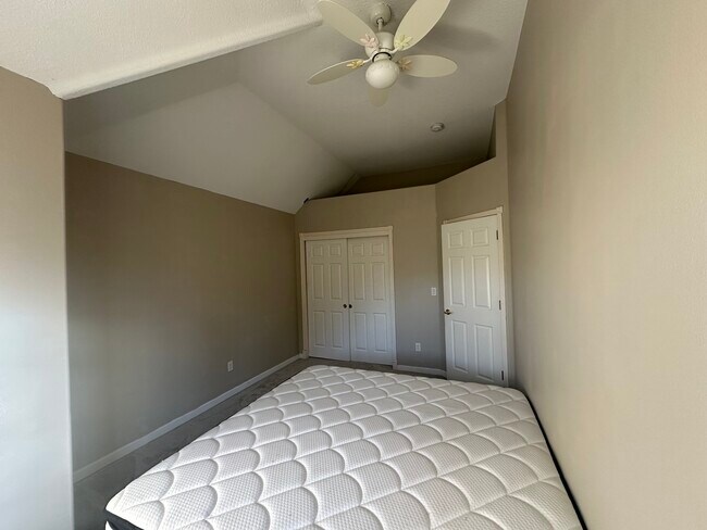 Foto del edificio - 13698 SW Hillshire Dr