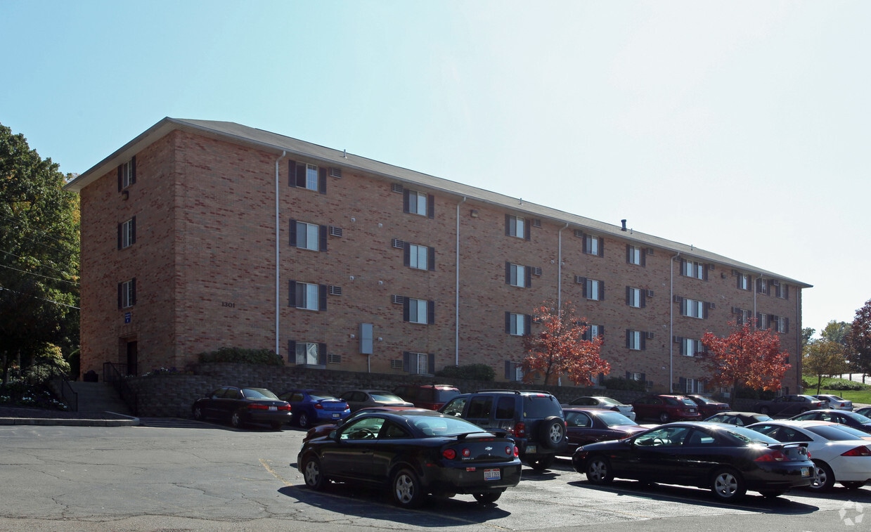 Building Photo - Woods Halls