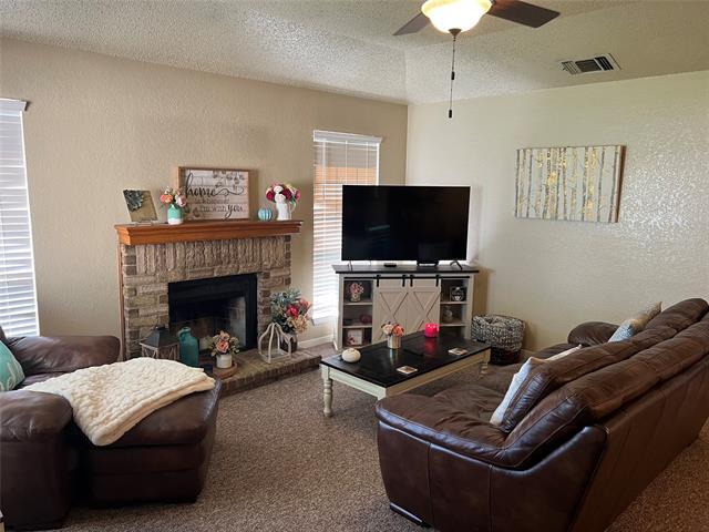 Foto del edificio - 1128 Landsdale Ln