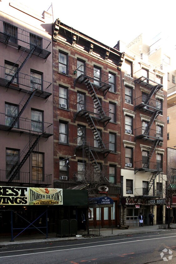 Foto del edificio - 167 Bleecker St