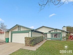 Building Photo - 10198 Hendricks Ct