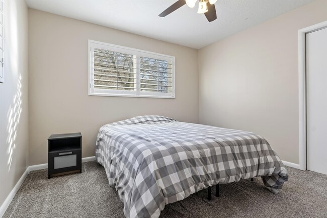 Building Photo - 2266 Brentwood Cir